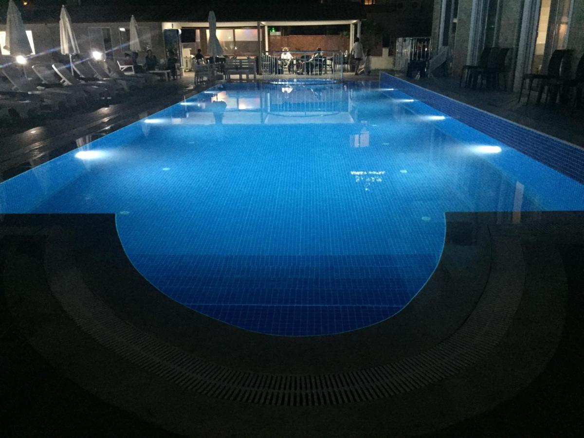 Vespera Hotel 달리안 외부 사진